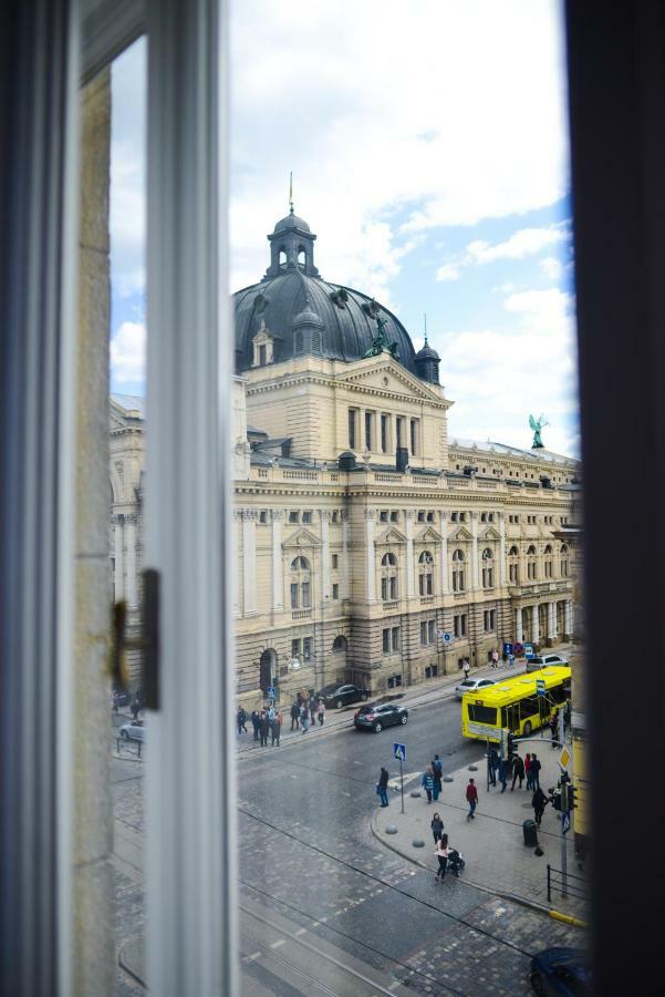 Cities Gallery Apart-Hotel Lviv Extérieur photo