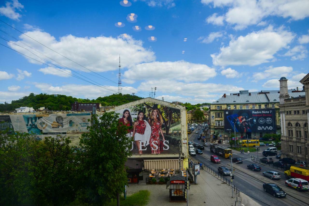 Cities Gallery Apart-Hotel Lviv Extérieur photo